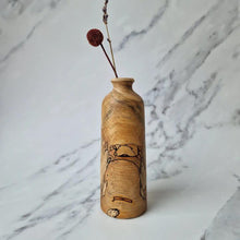 Load image into Gallery viewer, Sunny Beaux Spalted beech round vase  (Sunny77)