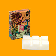 Load image into Gallery viewer, Iwuri "Booyaka" luxury wax melt