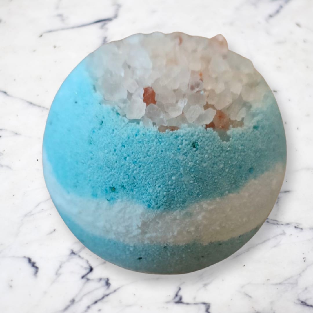 “Mermaid in Stroud” May Chang bath bomb “smells like lemon sherbet