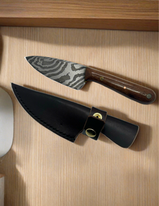 Damascus kitchen knife with leather sheath