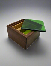 Load image into Gallery viewer, Flexen Iroko box with fused glass lid