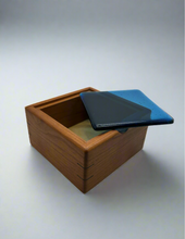 Load image into Gallery viewer, Flexen Cherry box with blue fused glass lid