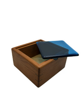 Load image into Gallery viewer, Flexen Cherry box with blue fused glass lid