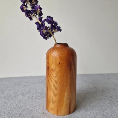 Sunny Beaux Large Yew vase (Sunny46)