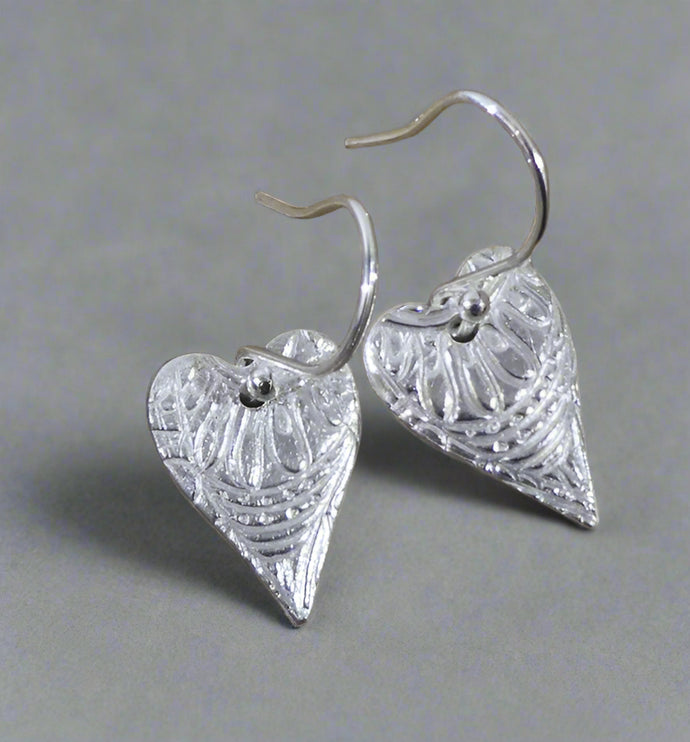 Jane Vernon Fine silver textured tiny heart-shaped earrings