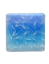 Load image into Gallery viewer, Eva Glass Design Blue and white dandelion clocks fused glass coaster (EGD  CCB)