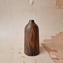Load image into Gallery viewer, Sunny Beaux English Walnut Root round vase