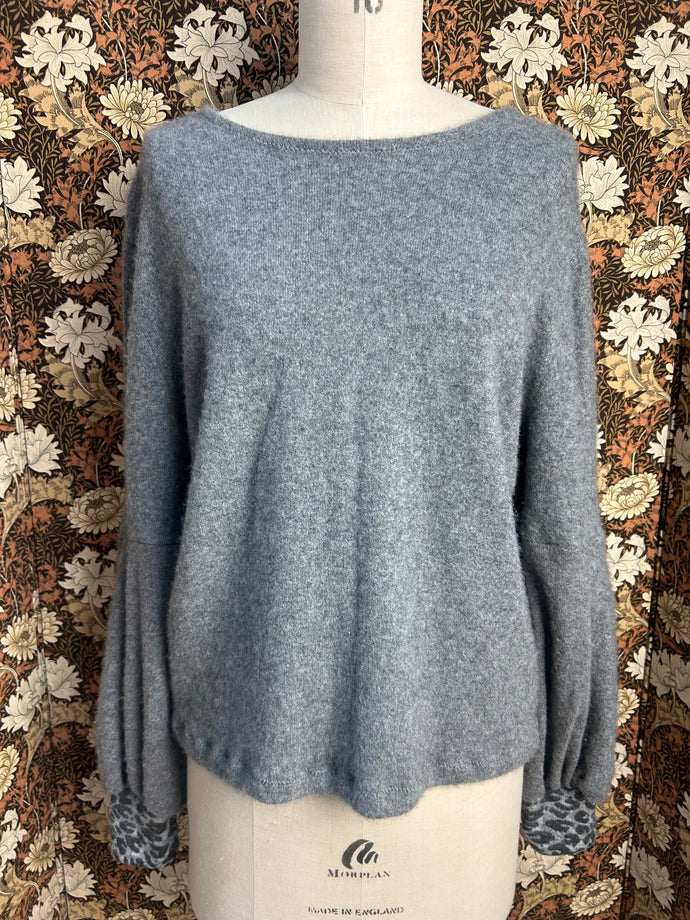 Nimpy Clothing upcycled 100% cashmere grey bell sleeve jumper medium front 