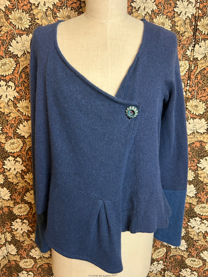Nimpy Clothing upcycled 100% cashmere blue short cardigan small