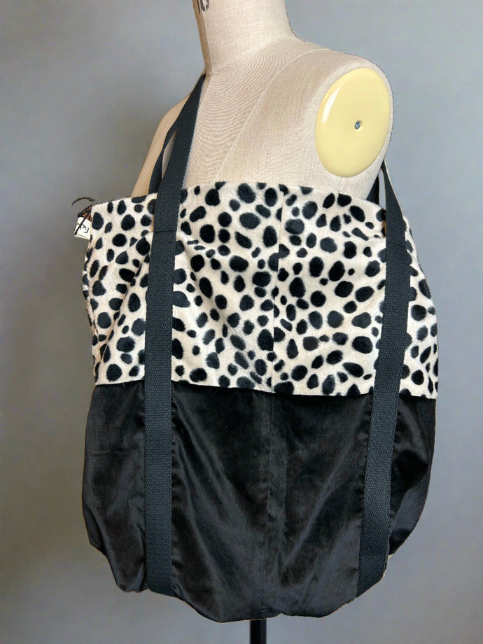 Nimpy Clothing upcycled vintage fabric tote bag 