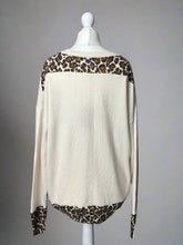 Load image into Gallery viewer, Nimpy Clothing upcycled 100% cashmere white and leopard boxy jumper medium