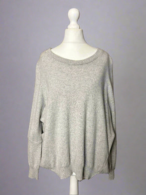 Nimpy Clothing upcycled 100% cashmere light grey boxy jumper medium