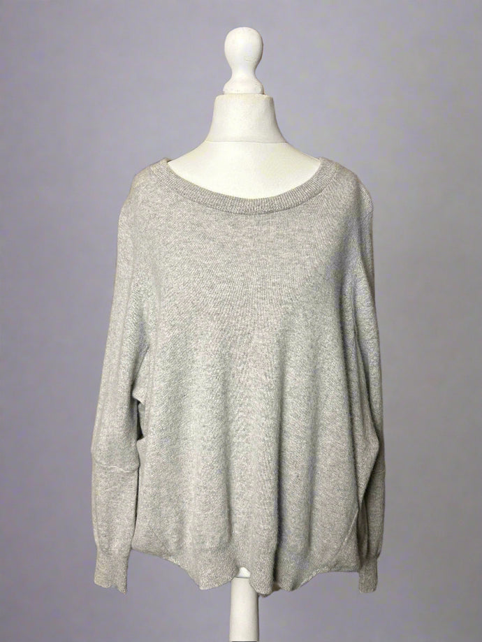 Nimpy Clothing upcycled 100% cashmere light grey boxy jumper medium