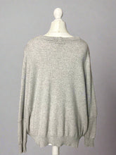 Load image into Gallery viewer, Nimpy Clothing upcycled 100% cashmere light grey boxy jumper medium