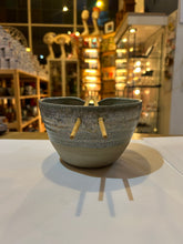 Load image into Gallery viewer, Little earthquake pots noodle bowl