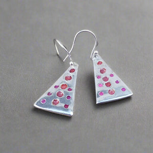 Jane Vernon Fine silver & acrylic triangle earrings, orange & pink spots, (JV E46)