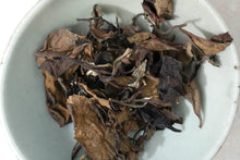 Load image into Gallery viewer, Black Cloud Tea &quot;Sweet Wood&quot; white tea 15g