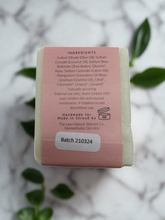 Load image into Gallery viewer, Bathe in Stroud Rose Geranium soap 70g