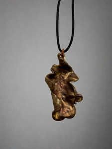 Owen Davies Cooper electroplated oak leaf pendant (Owen10)