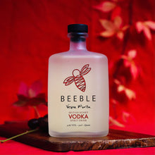 Load image into Gallery viewer, Beeble Vespa Morta honey vodka Queen size 50cl 30% volume (Beeble)