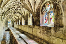 Load image into Gallery viewer, Cotswolds Cards &quot;Gloucester cathedral&quot; greetings card 