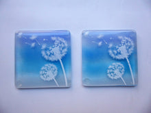 Load image into Gallery viewer, Eva Glass Design Blue and white dandelion fused glass coaster (EGD  CBD)