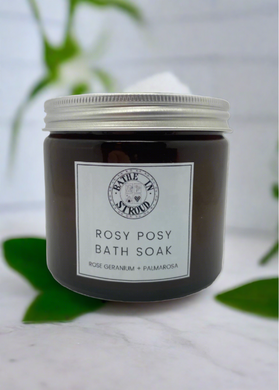 Bathe in Stroud Rosy Posy bath soak 250g