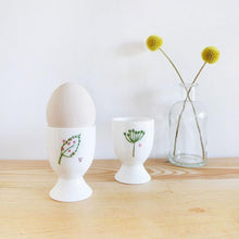 Load image into Gallery viewer, Charlotte Macey &quot;Countryside&quot; egg cup (CMT 109)