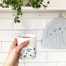 Load image into Gallery viewer, Charlotte Macey &quot;Blue cow&quot; parsley mug (CMT106)