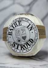 Load image into Gallery viewer, Bathe in Stroud bath bomb “Breathe” Lavender and Eucalyptus essential oils