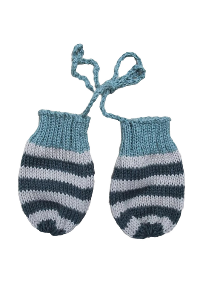 Amanda Hawkins Knitwear Hand knitted cotton mittens