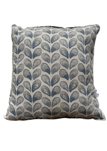 Charlotte Macey “Navy seashells” linen cushion (CMT 84)