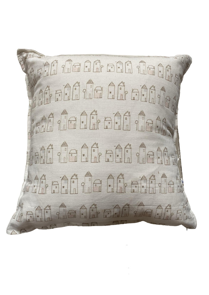 Charlotte Macey “Beach Hut” linen cushion (CMT 83)