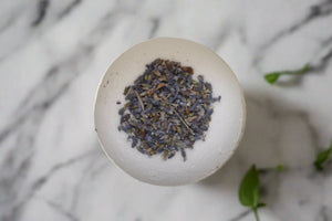Bathe in Stroud bath bomb “Breathe” Lavender and Eucalyptus essential oils bath bomb