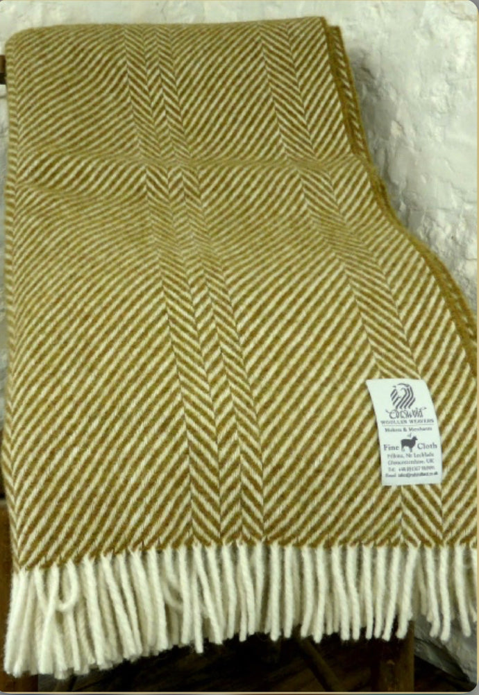 Cotswold Woollen Weavers Shetland chevron herringbone Lion blanket/throw (CWW)