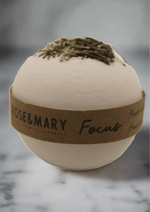 Bathe in Stroud bath bomb “focus” rosemary and frankincense essential oils