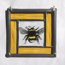 Load image into Gallery viewer, Liz dart stained glass bumble bee panel 